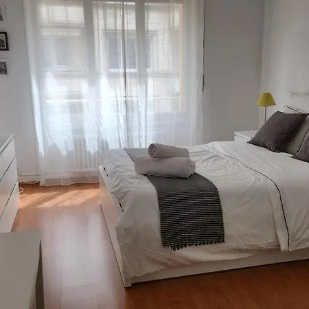 Gare-30a-3 Apartment *