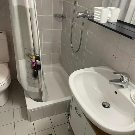Gare-30a-3 Apartment